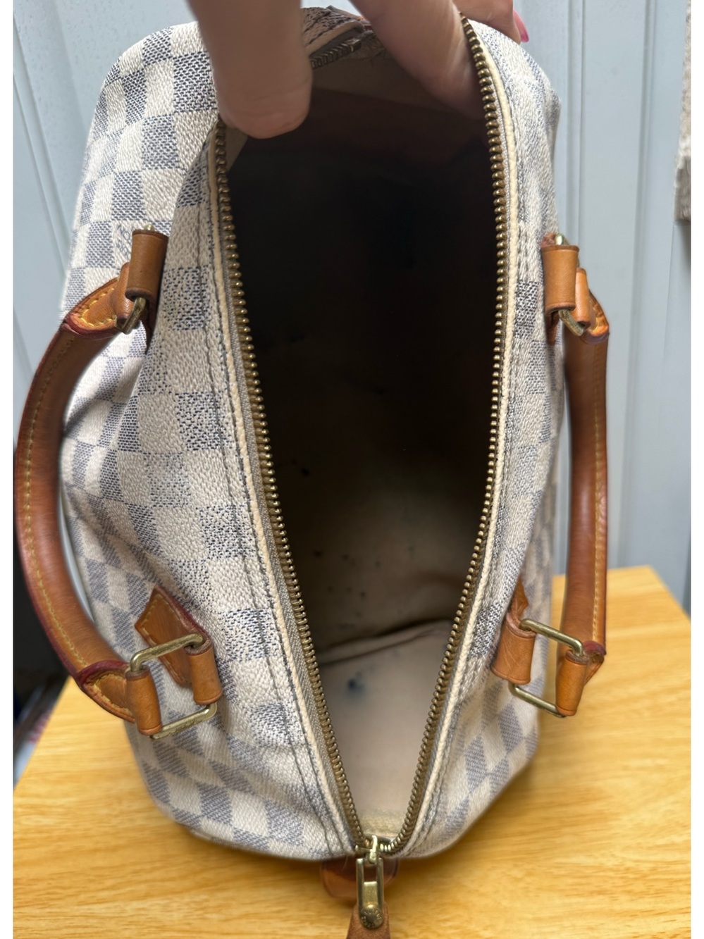 Louis Vuitton Damier Azur Speedy 30 - Picture 17 of 17